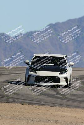 media/Oct-24-2025-Doghouse Garage (Fri) [[783d2ff07a]]/3-Intermediate/Session 3 (Turn 12)/